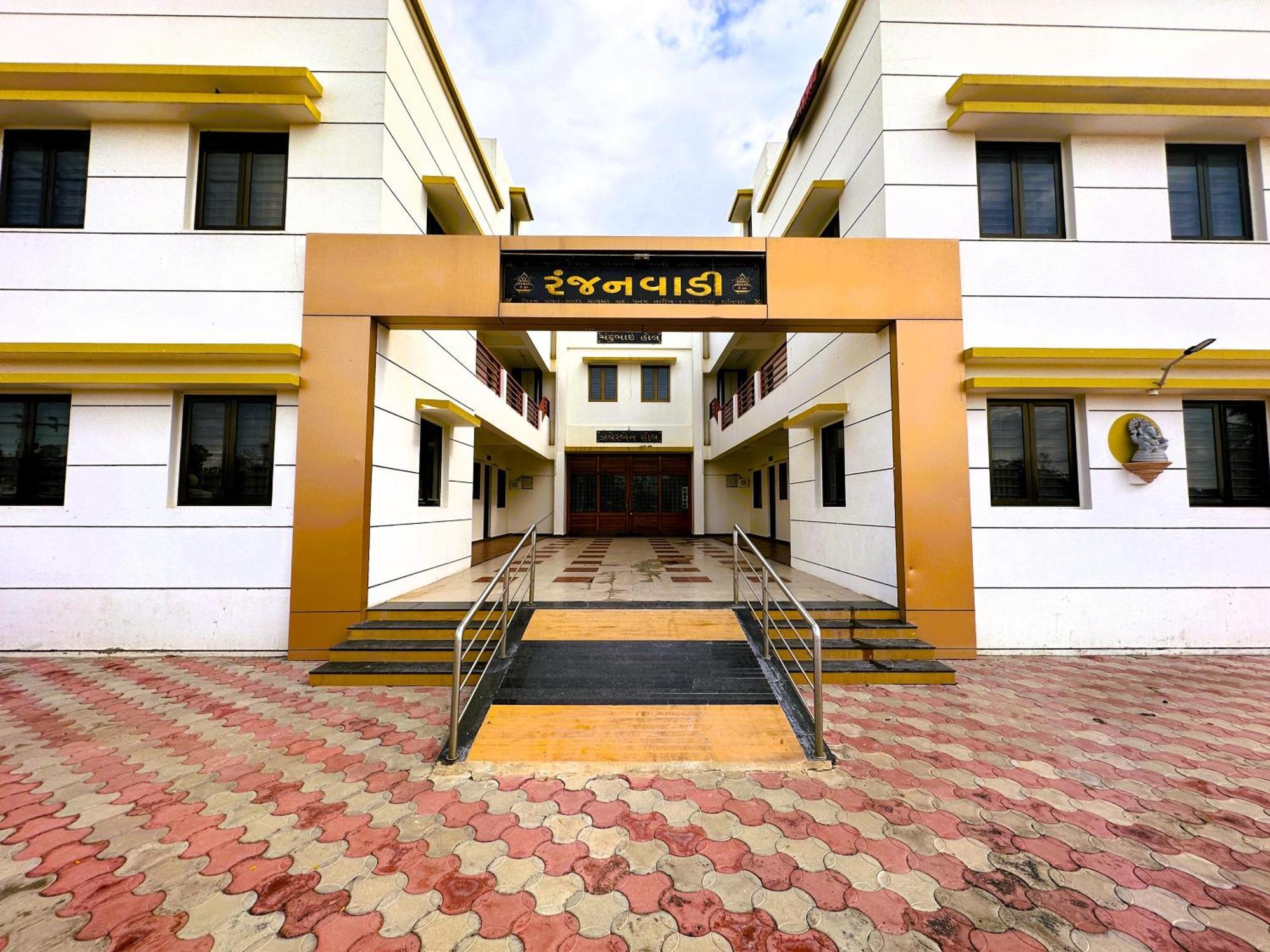 Ranjan Vadi Hotel Bhuj Eksteriør billede