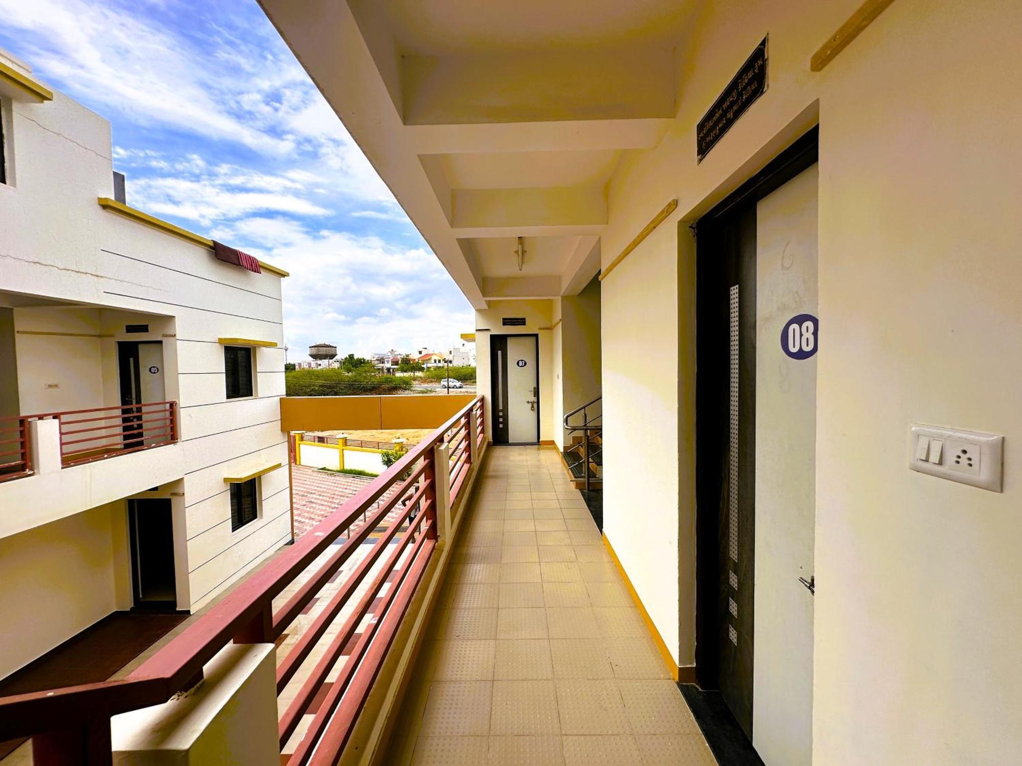 Ranjan Vadi Hotel Bhuj Eksteriør billede