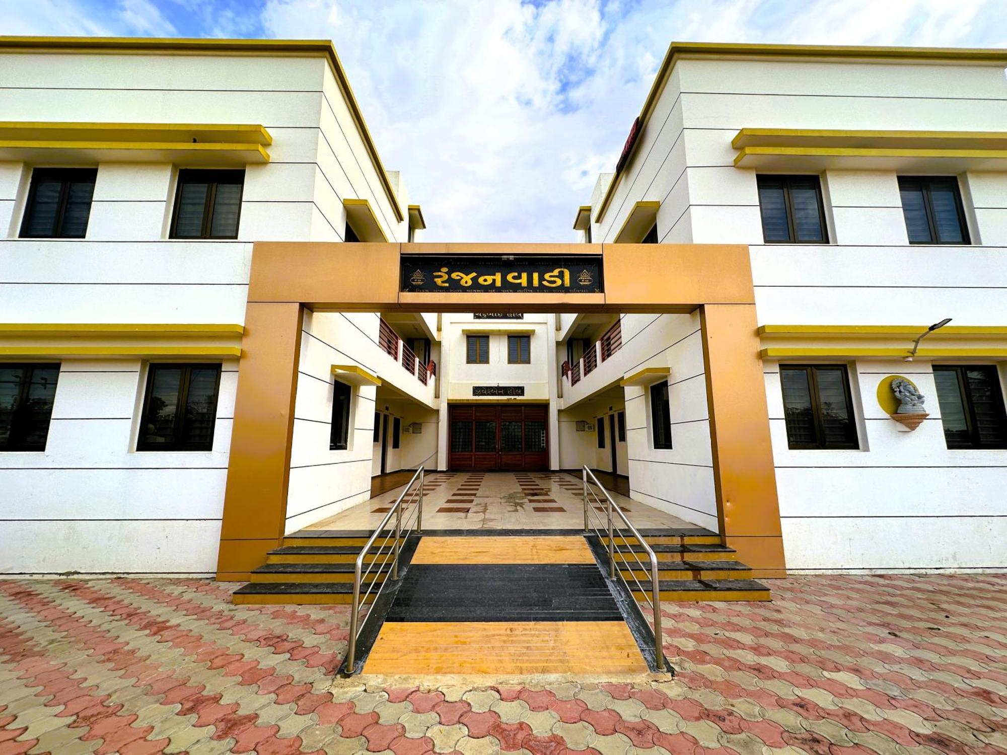Ranjan Vadi Hotel Bhuj Eksteriør billede